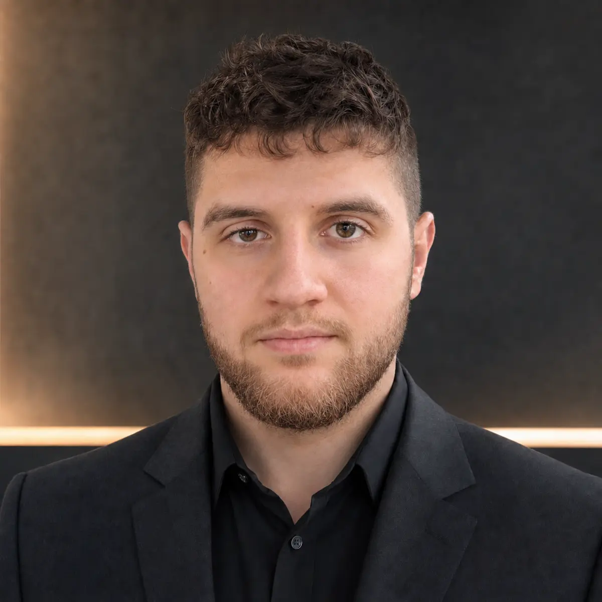 Adrian Cholewiński, twórca AVIDRI